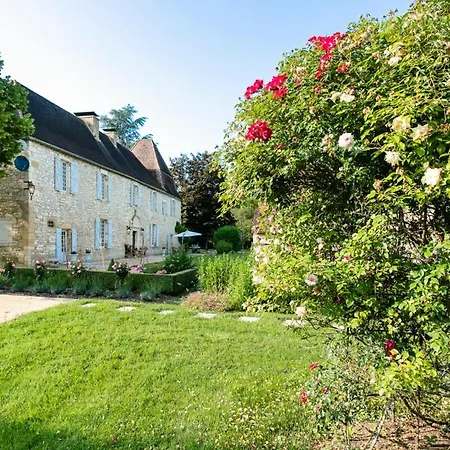 Peyrillac-et-millac Sleeps 10 With Pool Air Con And Wifi