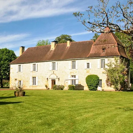 Peyrillac-et-millac Sleeps 10 With Pool Air Con And Wifi 빌라 *